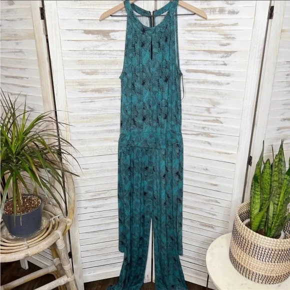 SOFT SURROUNDINGS Sorrento Stretch Jersey Pant Jumpsuit Green Leaves Tropical M - Picture 2 of 8